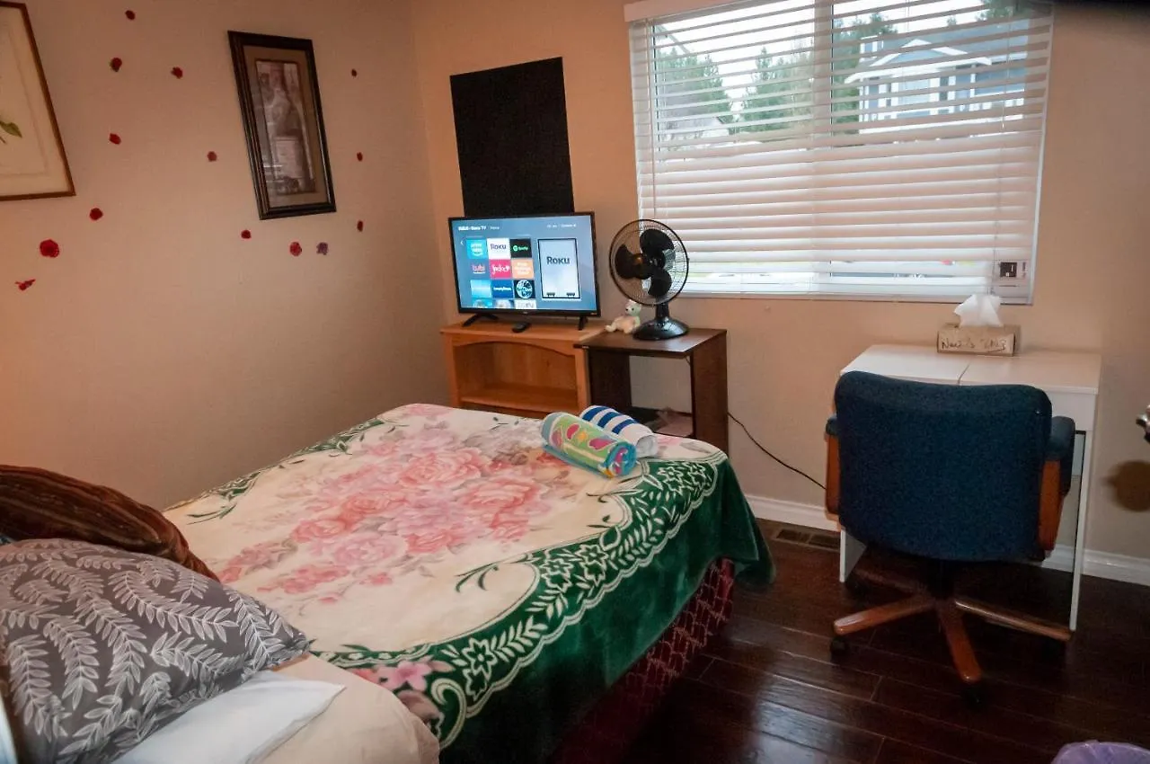 Bed & Breakfast Comfort Inn Hostel In Fraser Valley 2 Abbotsford